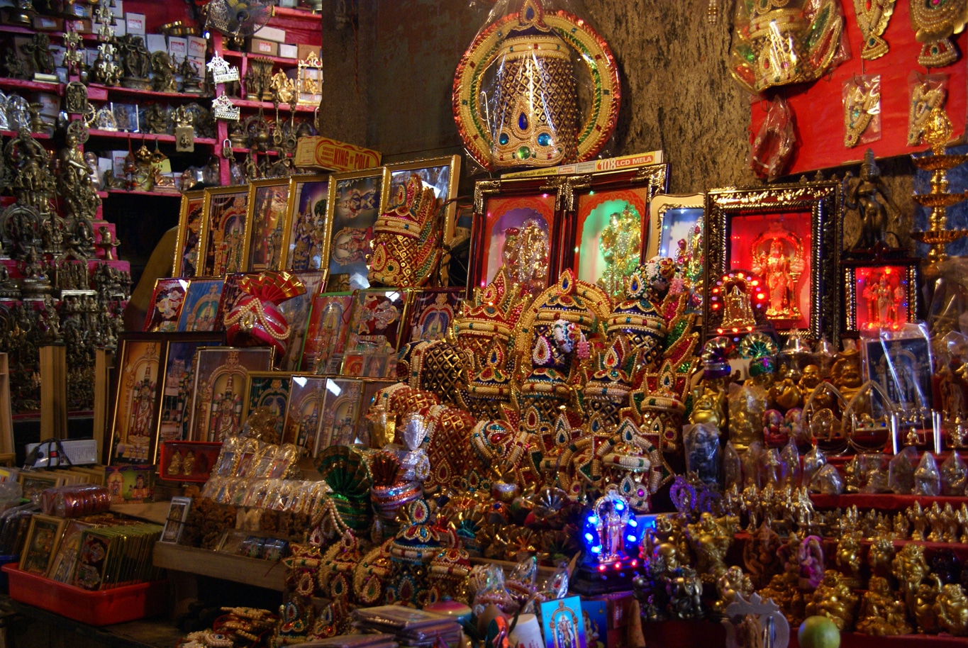 Boutiques d'accessoires de culte Meenakshi temple Madurai Lors de mes voyages en Inde