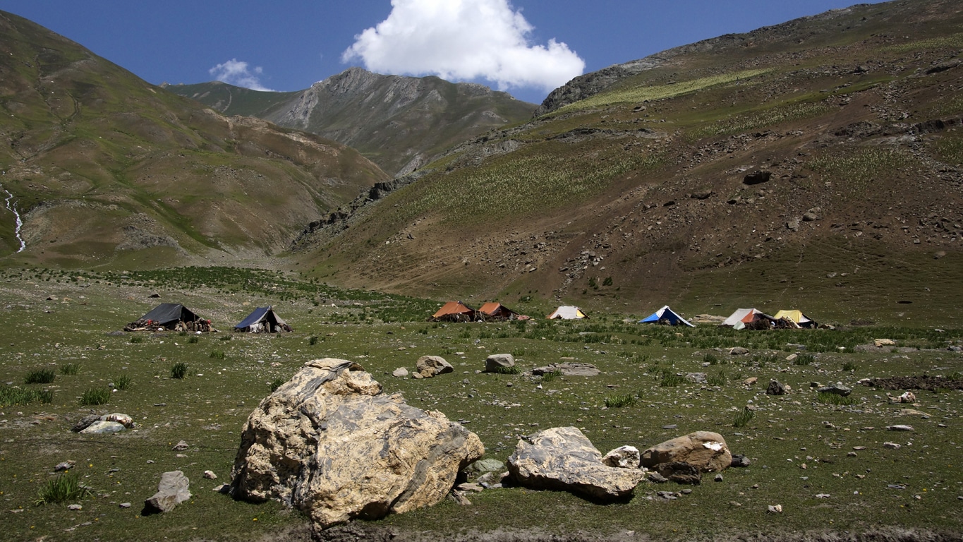 campement de bergers dans les montagnes en route pour le Zanskar