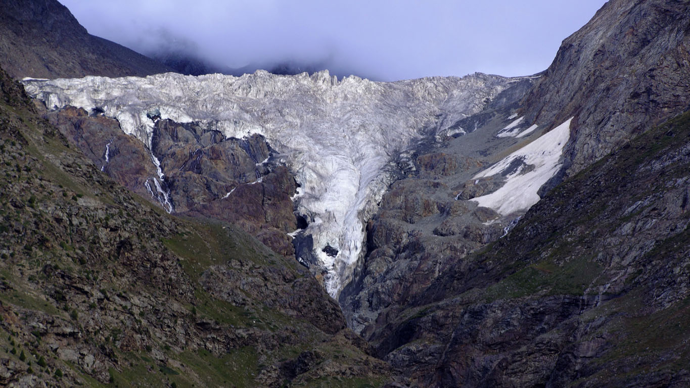 Un autre magnifique glacier aperçu depuis la route du Rothang Pass (Rothang La) entre Manali et Keylong