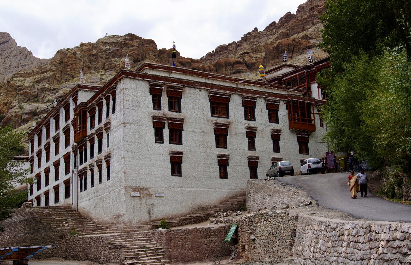 Une impressionnante foule de visiteurs au monastère de Hemis au Ladakh